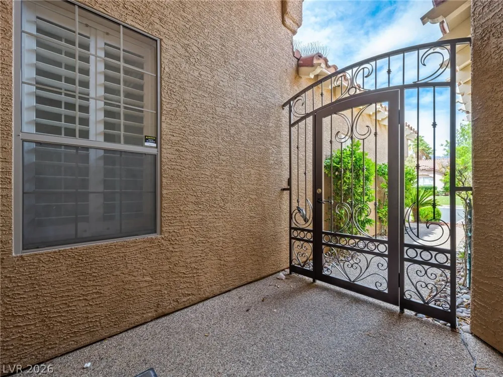 2404 Quartz Peak Street Las Vegas, NV 89134