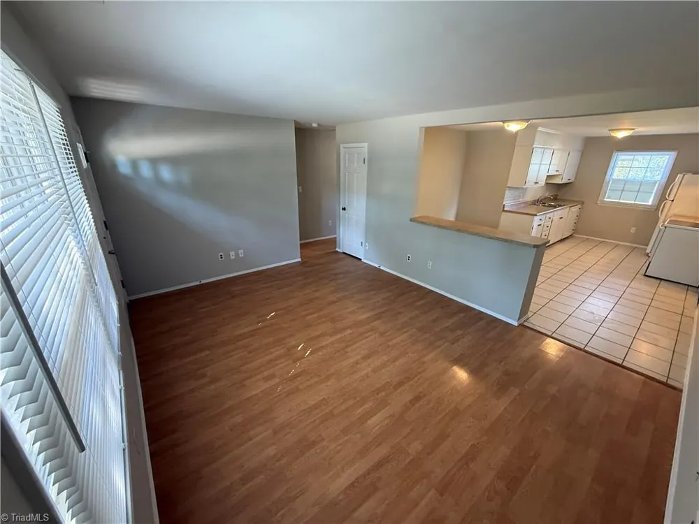 2201 Stonehaven Road Kernersville, NC 27284