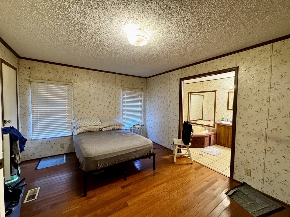 1542 Gainesboro Grade Cookeville, TN 38501