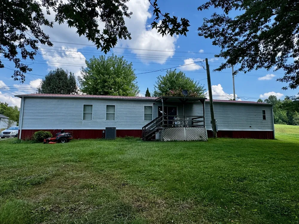 1542 Gainesboro Grade Cookeville, TN 38501
