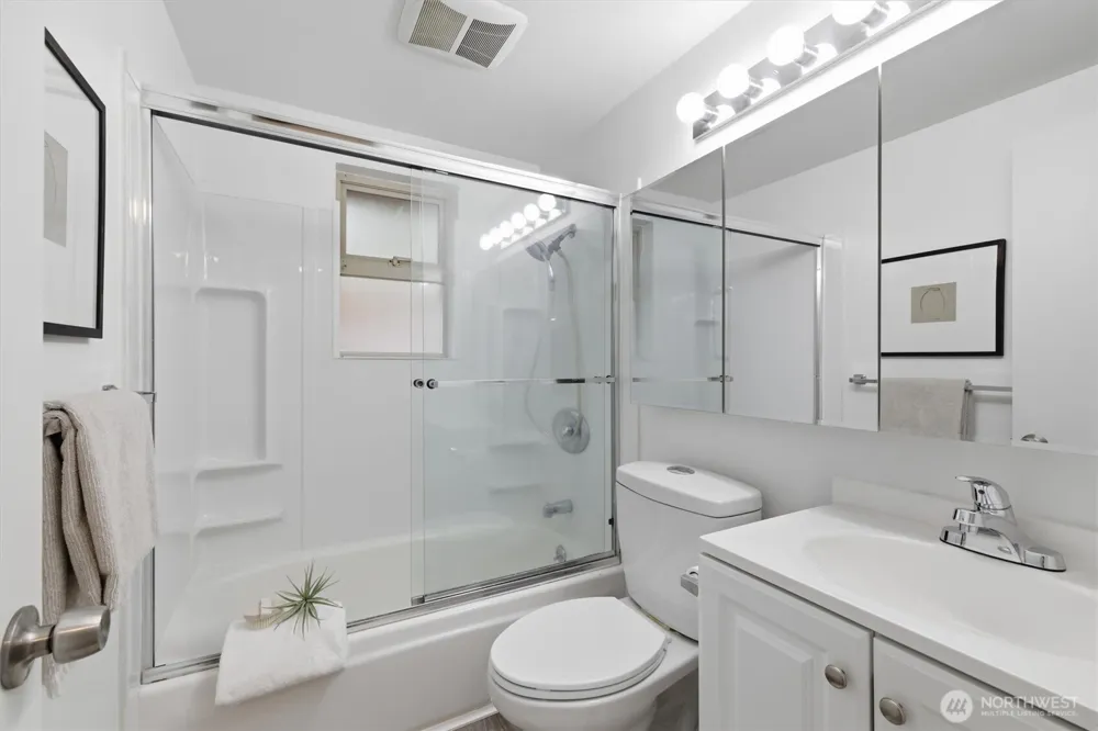 3834 175th Avenue NE #E44 Redmond, WA 98052