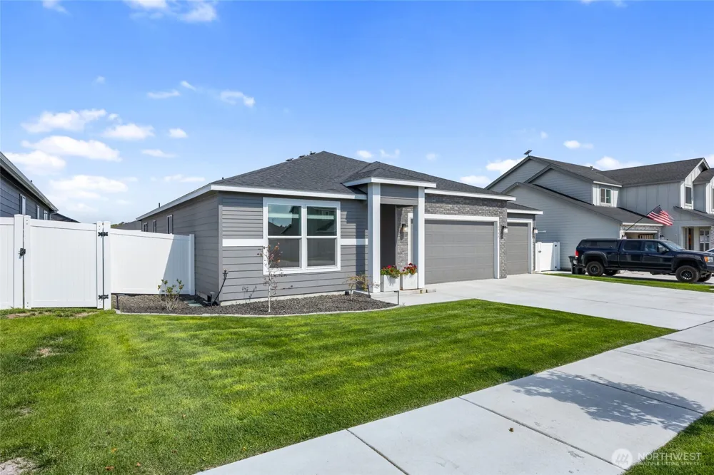 4744 W Junco Street Moses Lake, WA 98837