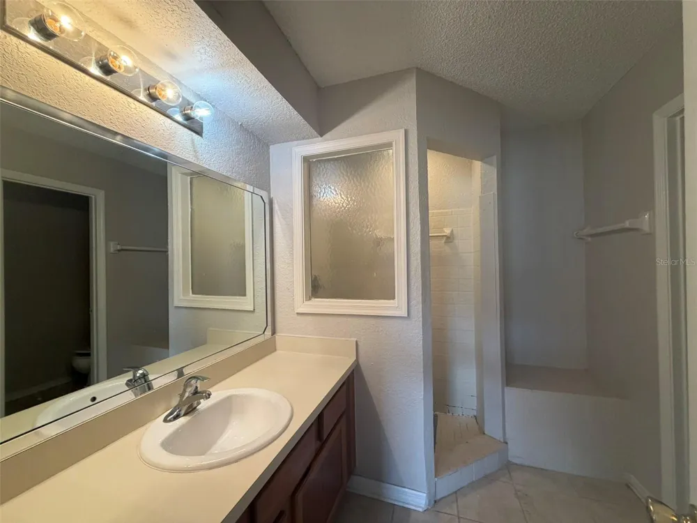3020 ANTIQUE OAKS CIRCLE #129 Winter Park, FL 32792