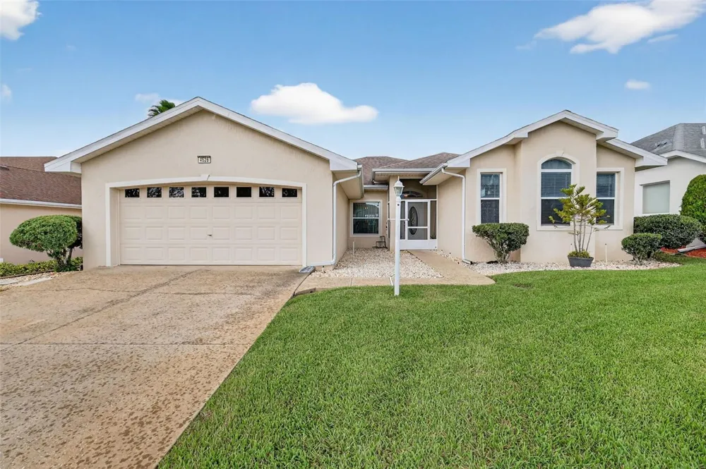 4528 GLEN COE STREET Leesburg, FL 34748
