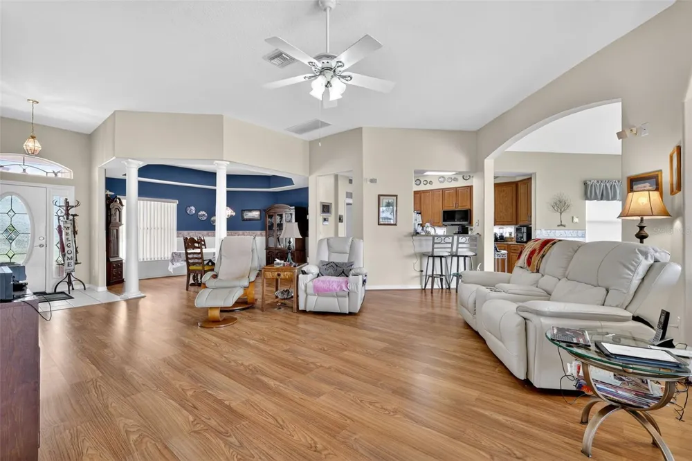 4528 GLEN COE STREET Leesburg, FL 34748