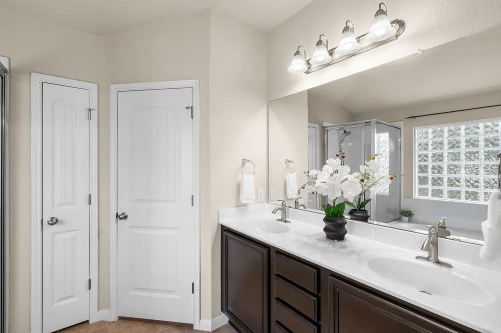 11117 Wyola Bend Austin, TX 78717