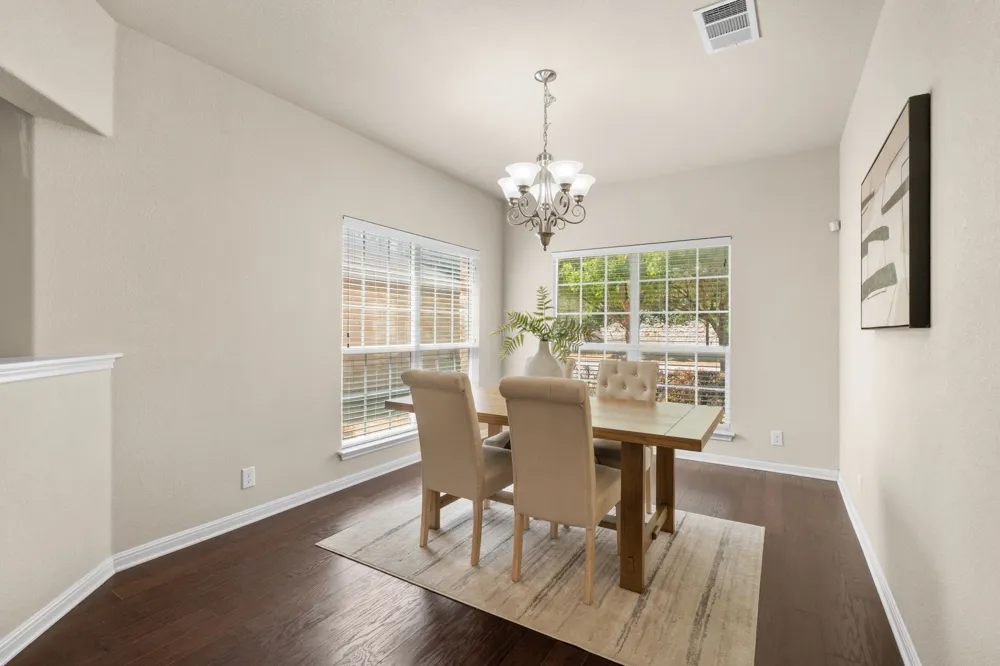 11117 Wyola Bend Austin, TX 78717