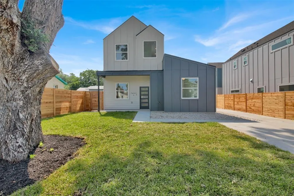 7603 Carver Avenue #2 Austin, TX 78752