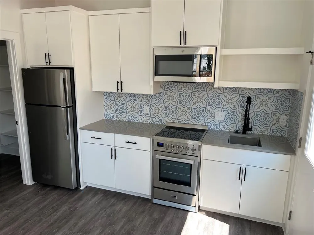 7603 Carver Avenue #2 Austin, TX 78752