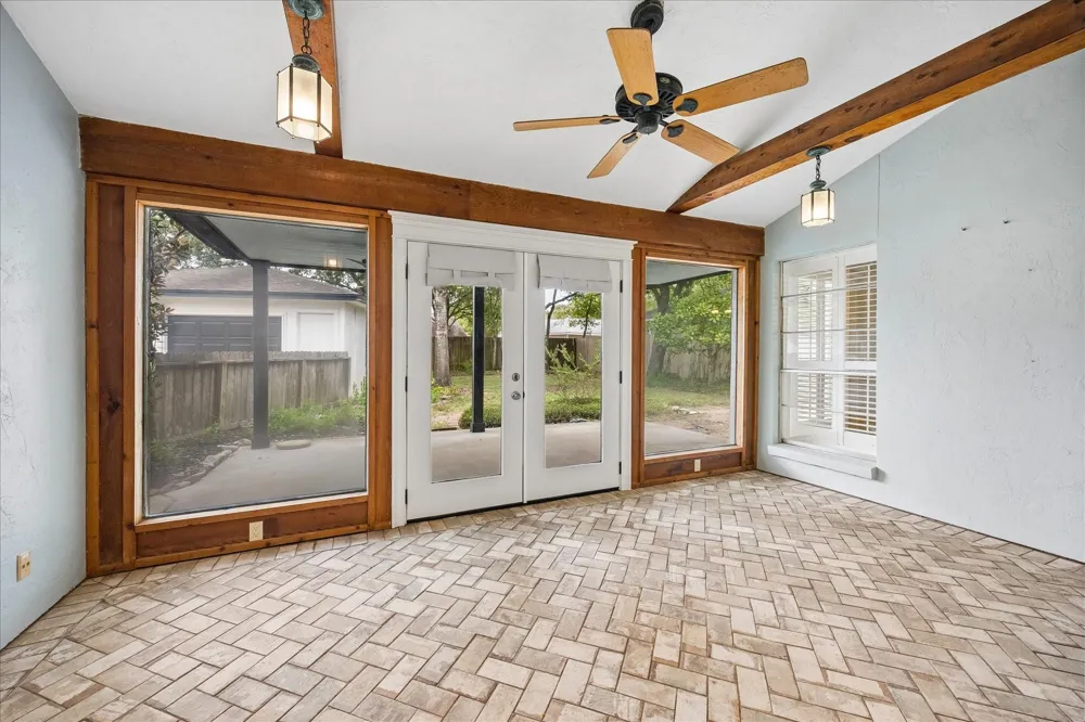 1809 Winding Creek Drive Pearland, TX 77581