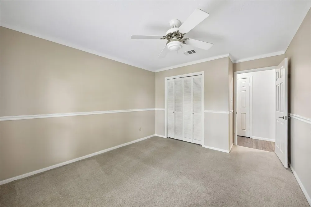 1809 Winding Creek Drive Pearland, TX 77581