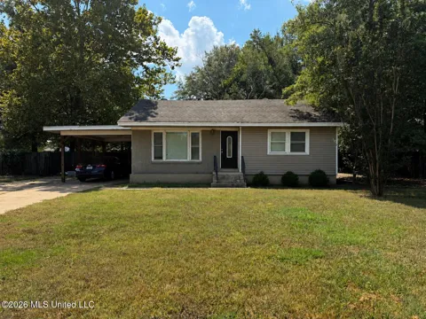 1232 Mockingbird Street