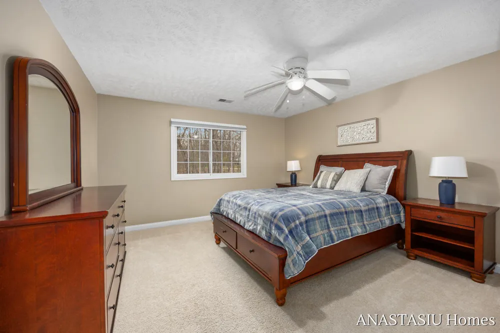 7023 NE Dunloe Court NE Belmont, MI 49306