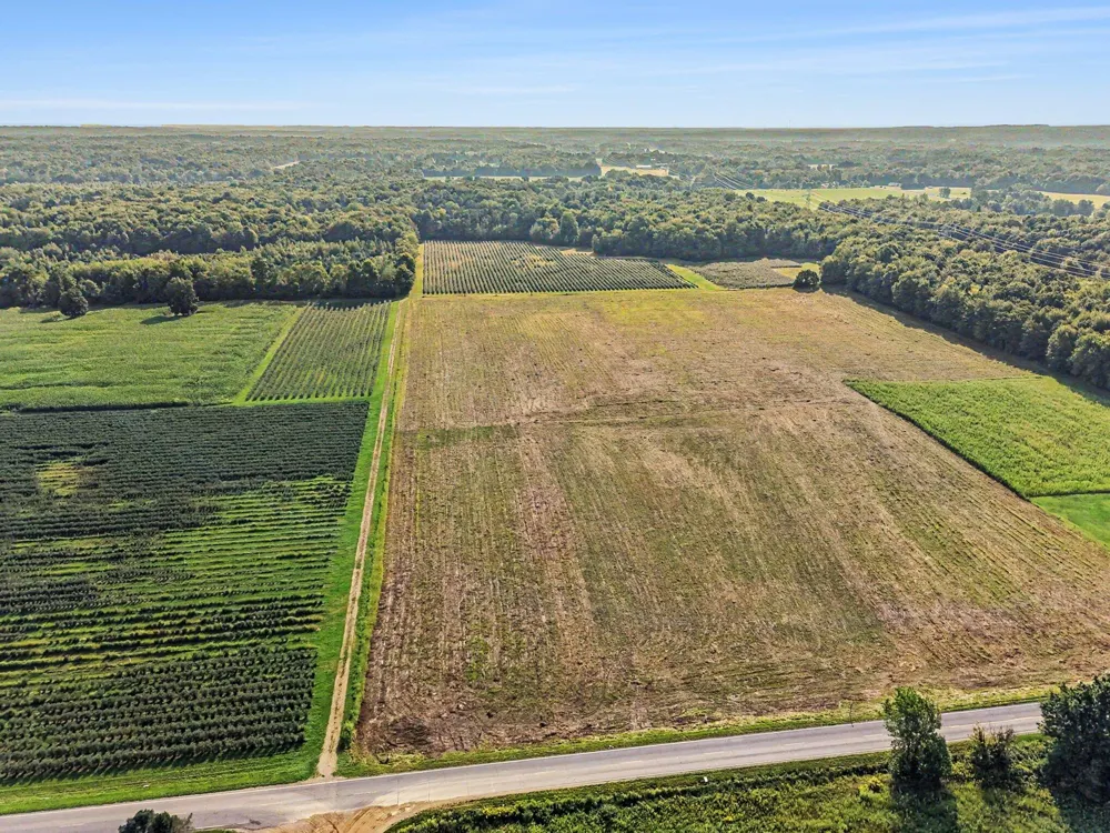 County Road 687 Bangor, MI 49013