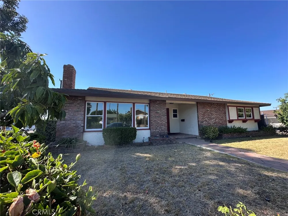 18232 AVOLINDA DRIVE Yorba Linda, CA 92886