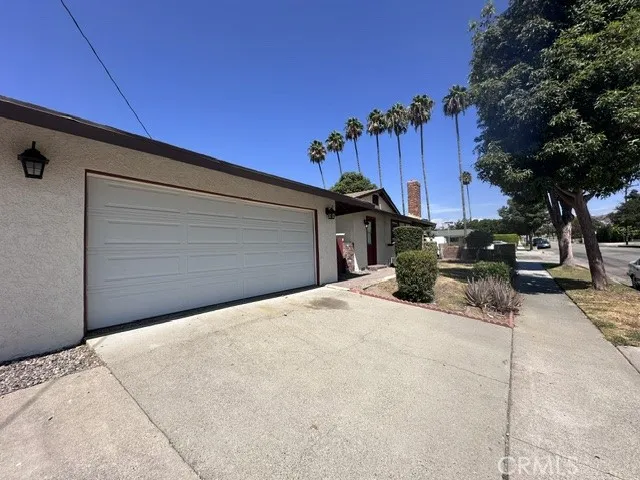 18232 AVOLINDA DRIVE Yorba Linda, CA 92886