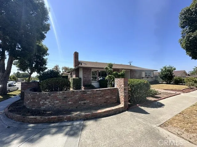 18232 AVOLINDA DRIVE Yorba Linda, CA 92886