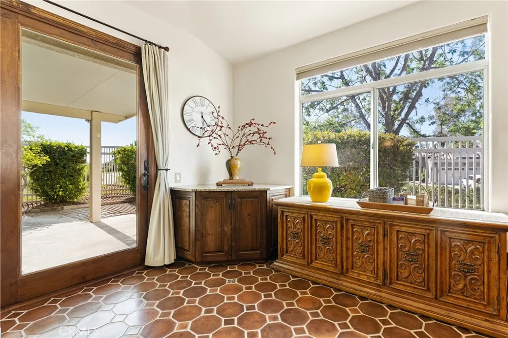 41555 Corte Amalia Temecula, CA 92592