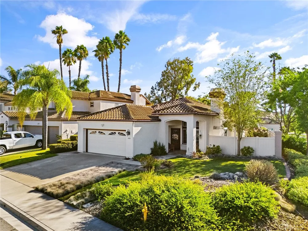41555 Corte Amalia Temecula, CA 92592