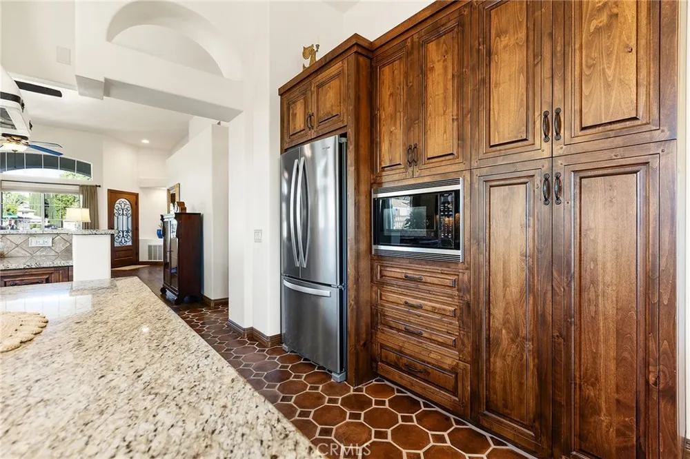 41555 Corte Amalia Temecula, CA 92592