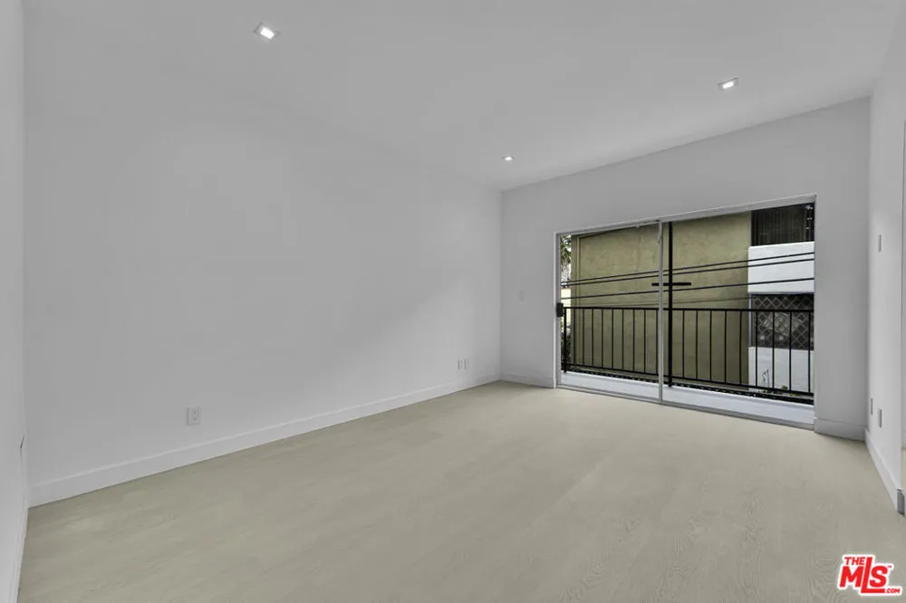 10630 Wilkins Avenue #204 West Los Angeles, CA 90024