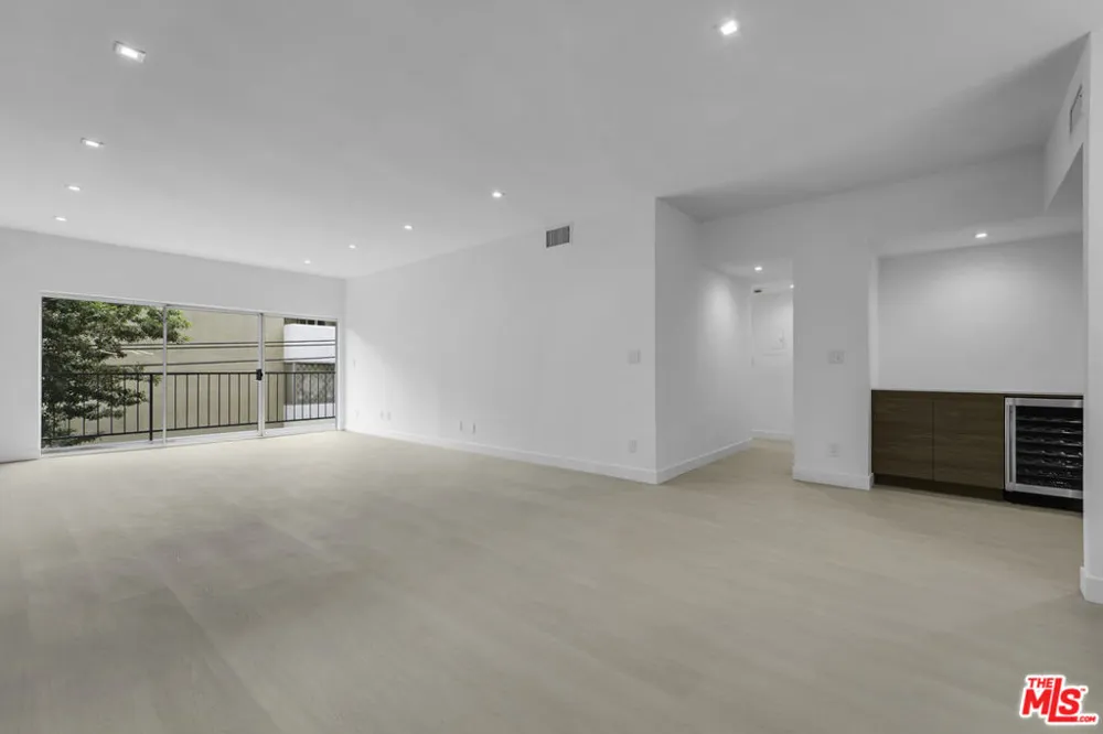 10630 Wilkins Avenue #204 West Los Angeles, CA 90024