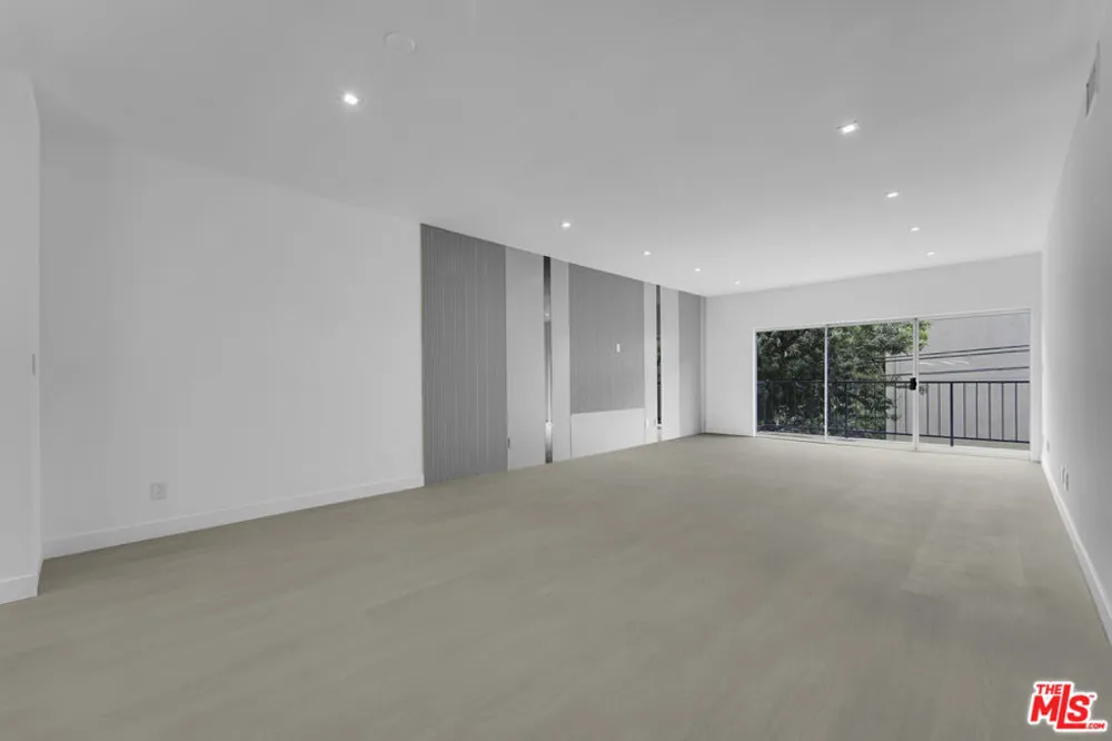 10630 Wilkins Avenue #204 West Los Angeles, CA 90024