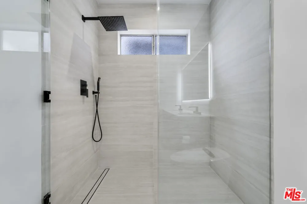 10630 Wilkins Avenue #204 West Los Angeles, CA 90024
