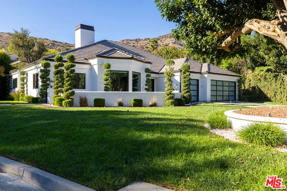 1693 Twilight Ridge Court Westlake Village, CA 91362