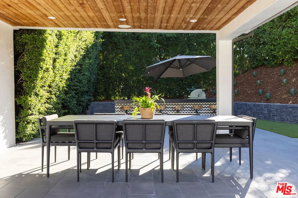 1693 Twilight Ridge Court Westlake Village, CA 91362