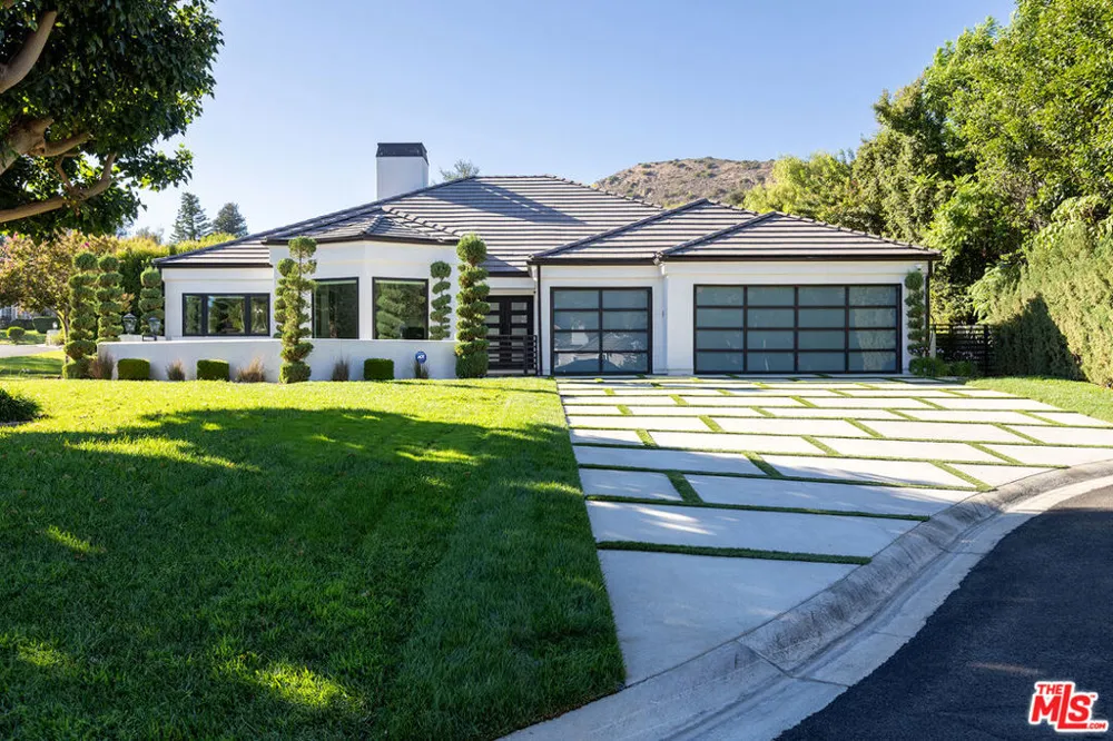 1693 Twilight Ridge Court Westlake Village, CA 91362