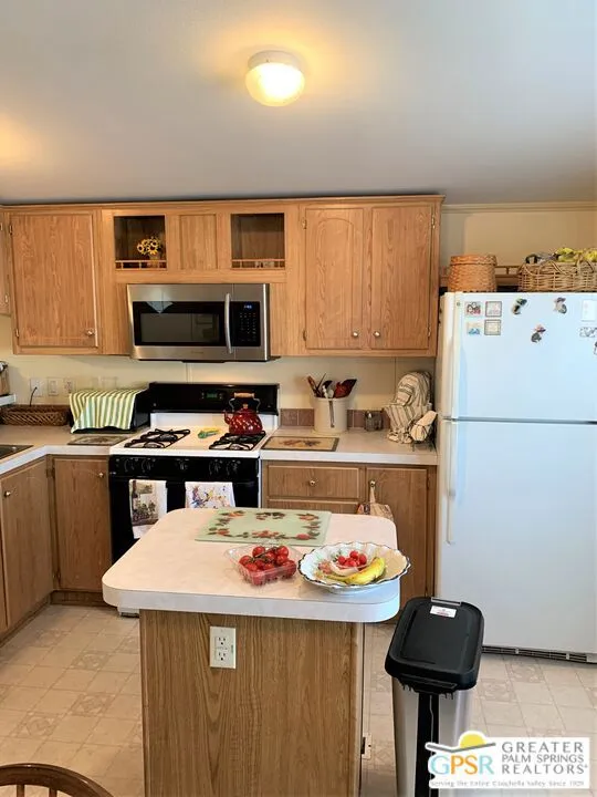 17640 Corkill Road #23 Desert Hot Springs, CA 92241