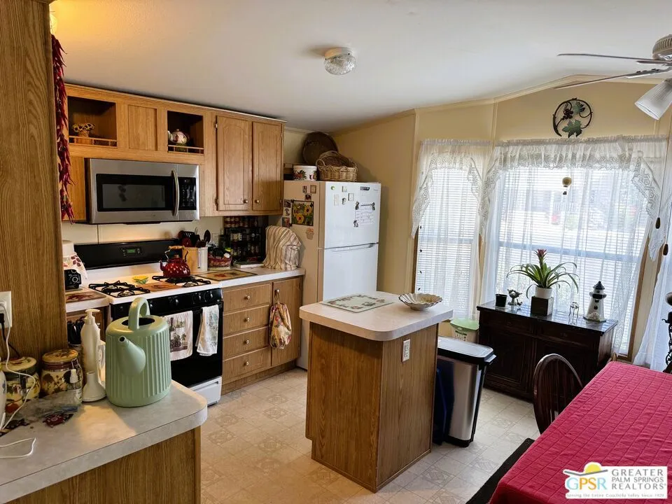 17640 Corkill Road #23 Desert Hot Springs, CA 92241