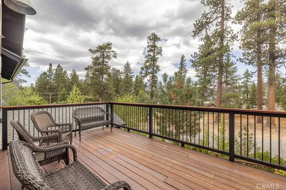 40944 Seneca Big Bear Lake, CA 92315