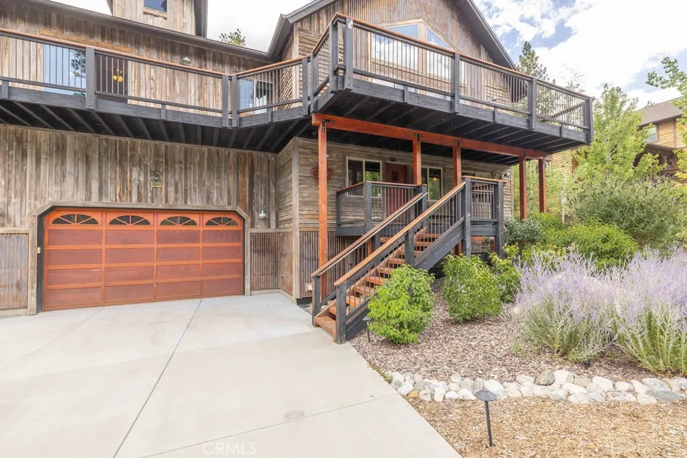 40944 Seneca Big Bear Lake, CA 92315
