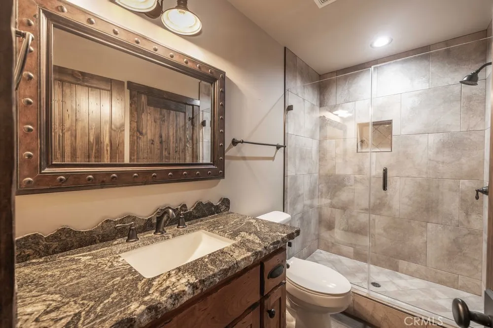 40944 Seneca Big Bear Lake, CA 92315