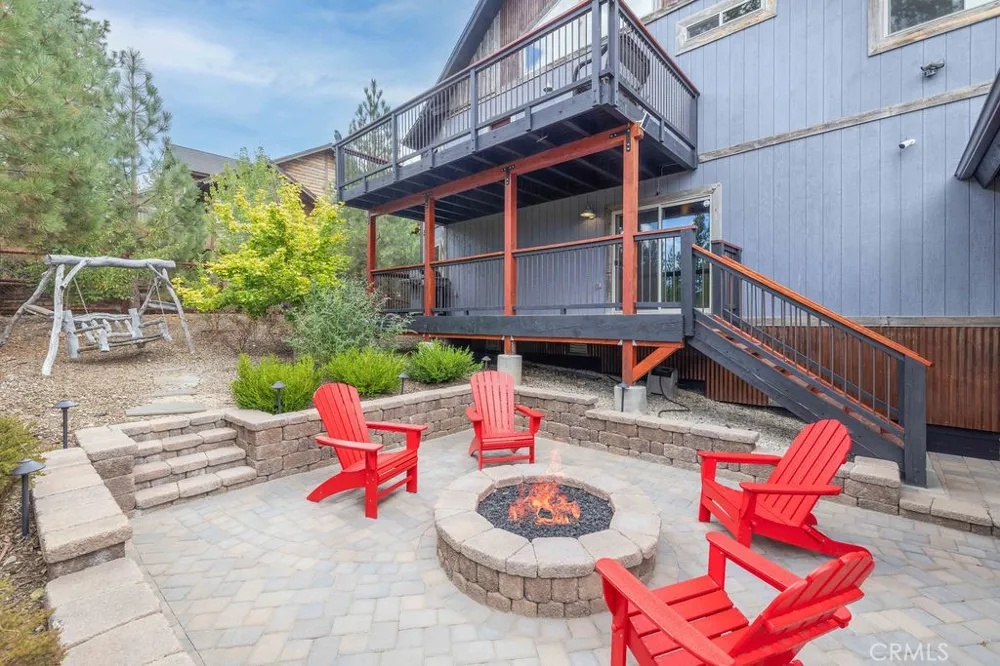40944 Seneca Big Bear Lake, CA 92315