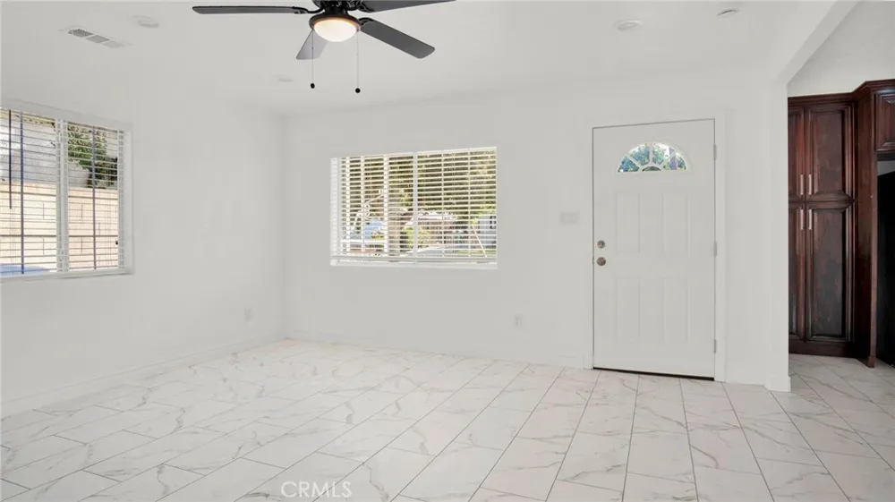 2239 W Lincoln Street Long Beach, CA 90810