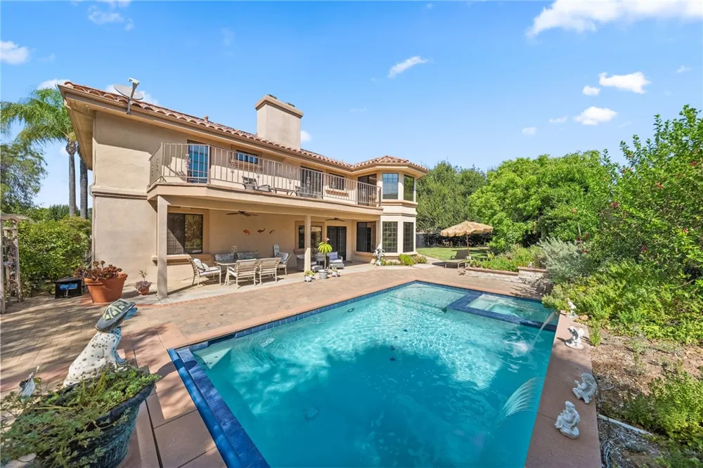 22395 Poplar Court Murrieta, CA 92562