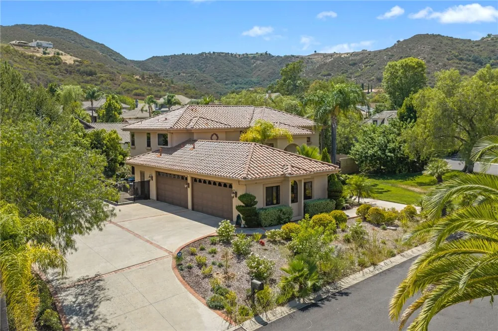 22395 Poplar Court Murrieta, CA 92562