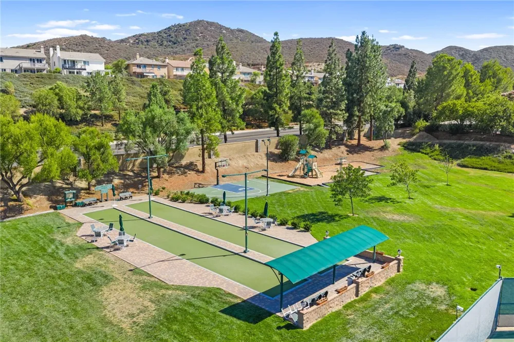 22395 Poplar Court Murrieta, CA 92562