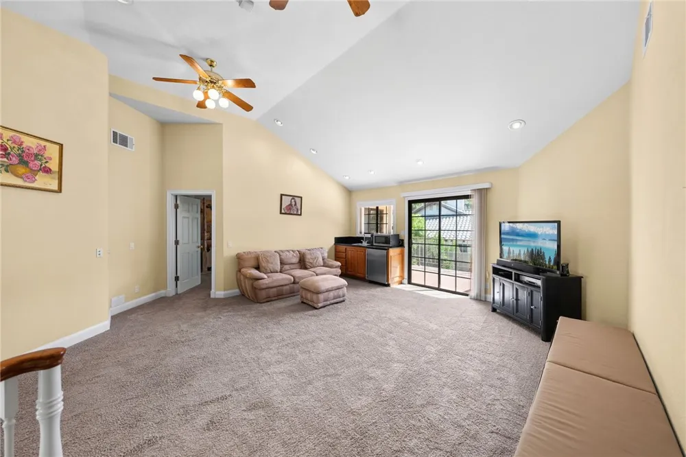 22395 Poplar Court Murrieta, CA 92562