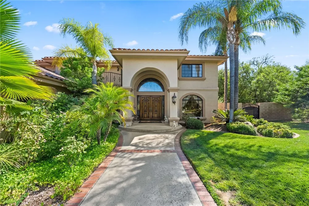 22395 Poplar Court Murrieta, CA 92562