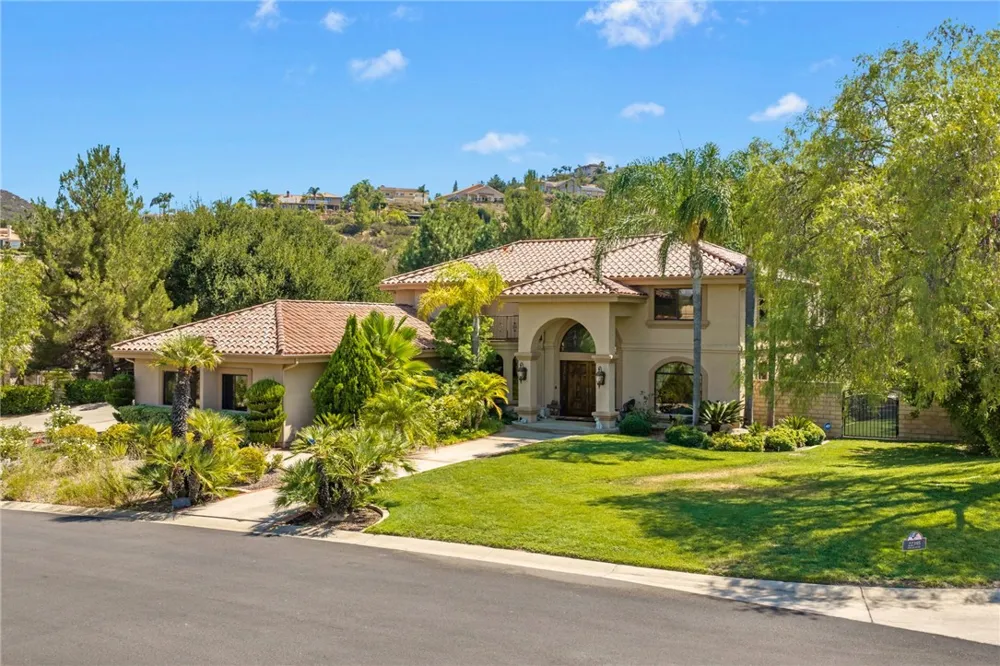 22395 Poplar Court Murrieta, CA 92562