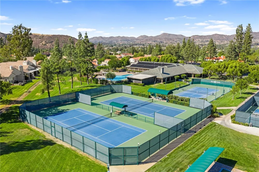 22395 Poplar Court Murrieta, CA 92562