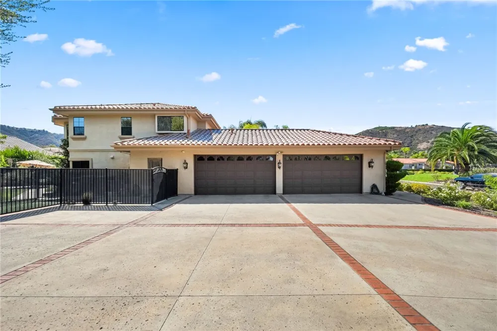 22395 Poplar Court Murrieta, CA 92562