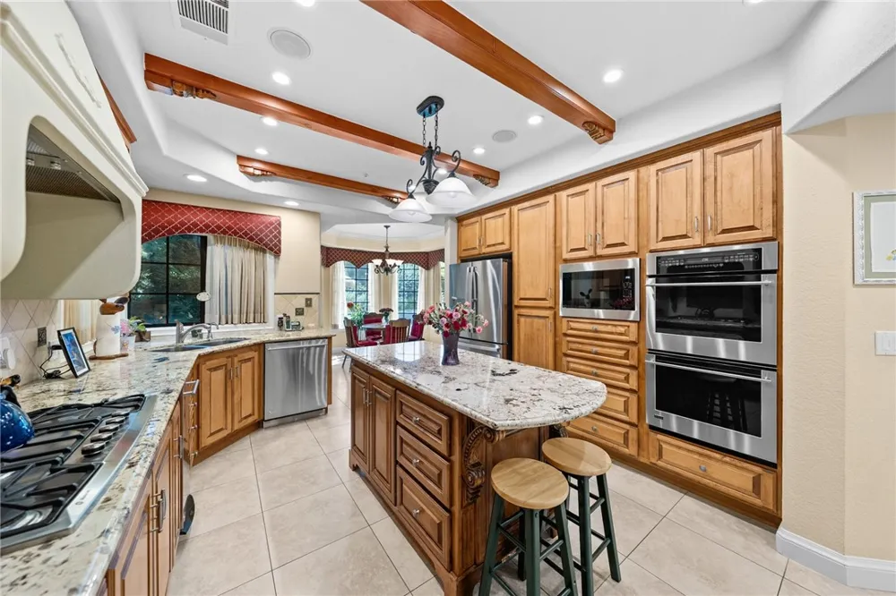 22395 Poplar Court Murrieta, CA 92562