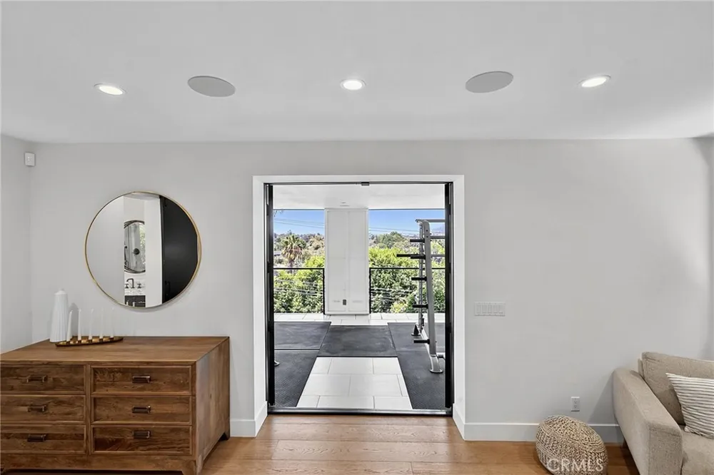 11553 Sunshine Terrace Studio City, CA 91604