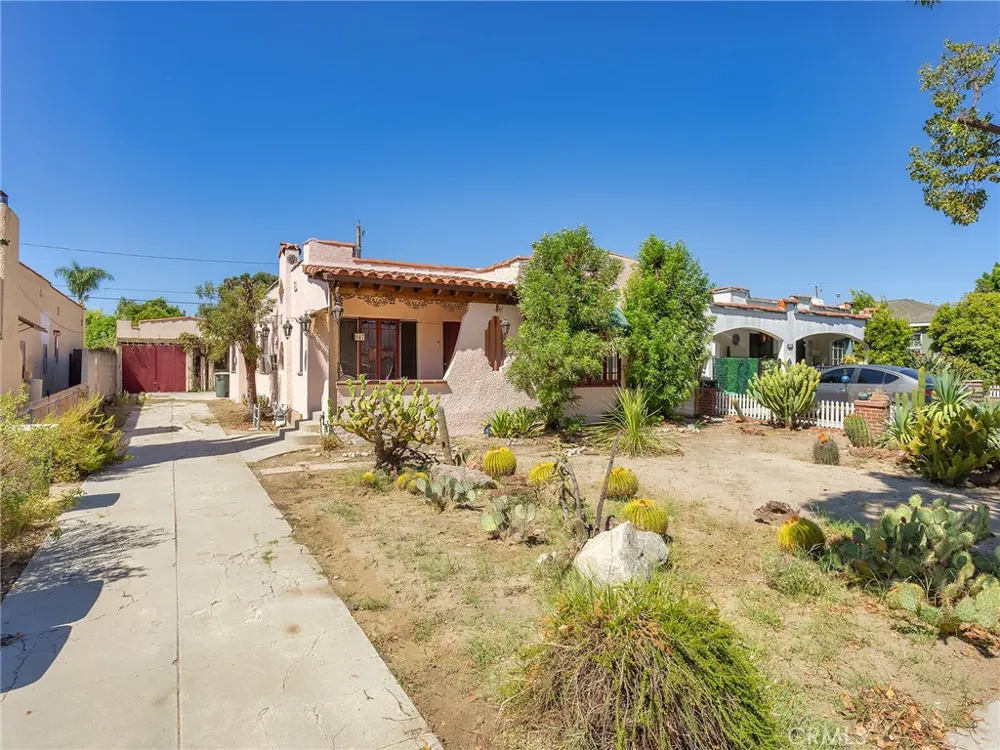947 Lincoln Street Burbank, CA 91506