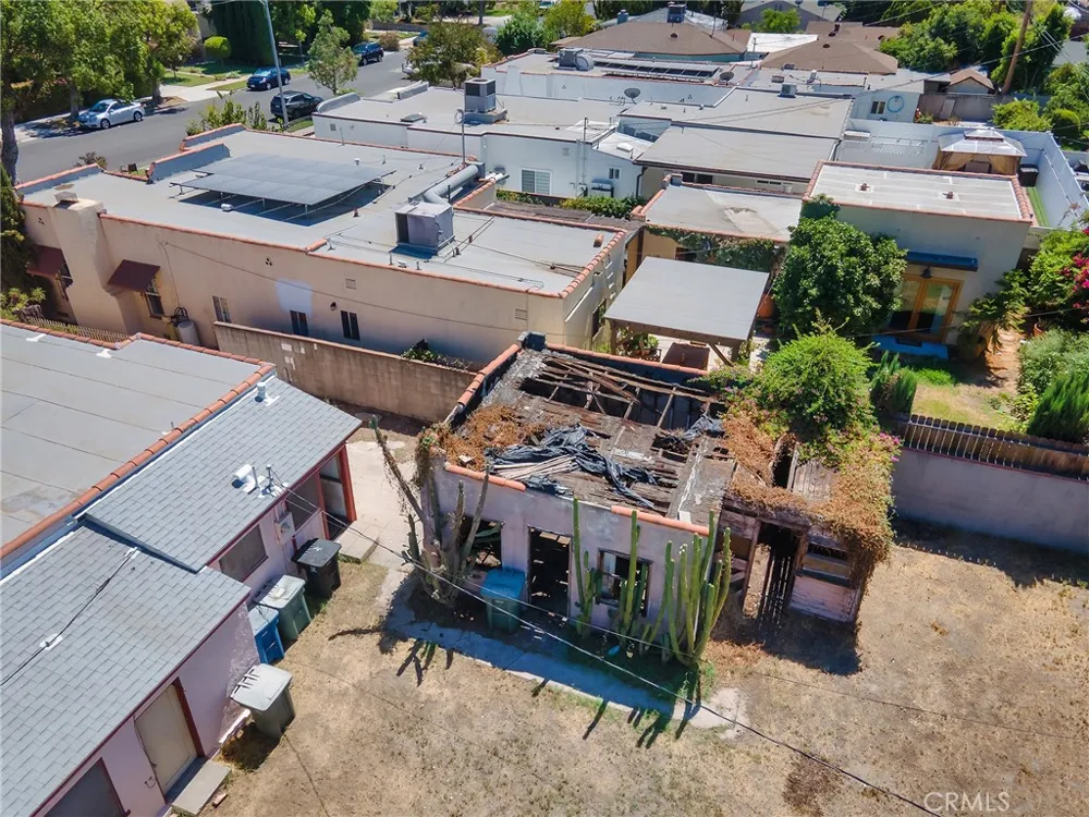 947 Lincoln Street Burbank, CA 91506